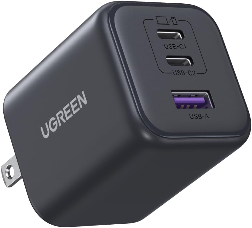 UGREEN 45W Cargador USB-C PD — 3 Puertos | Carga Súper Rápida
